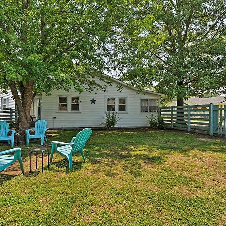 The Blue Crab Cottage - 3 Blocks From The Beach! コロニアル・ビーチ エクステリア 写真